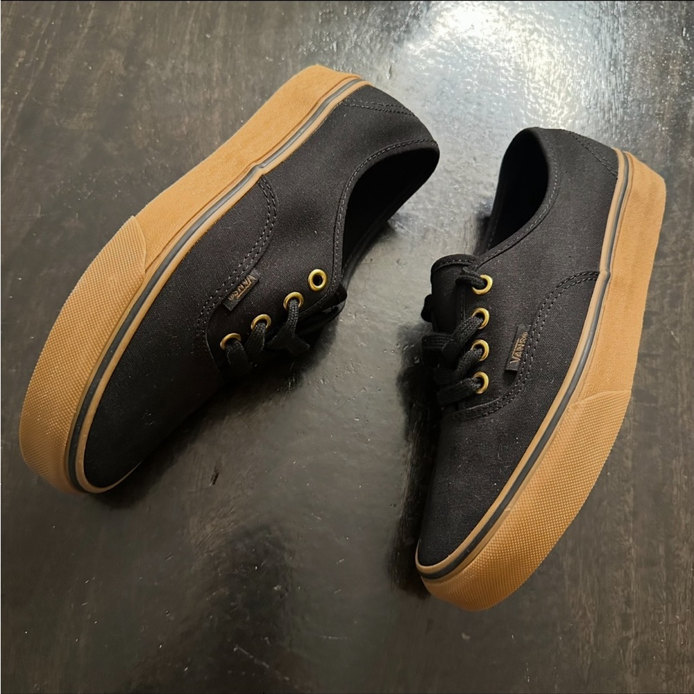 🆕 Vans  Shoes - Picture 3 of 6
